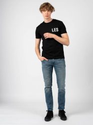 Les Hommes T-shirt | LF224301-0700-9001 | Grafic Print | Mężczyzna | Czarny. Czarne t-shirty męskie Les Hommes, m, bez wzorów, z bawełny, bez kołnierzyka, bez ramiączek. W wyprzedaży za 279.00 zł.