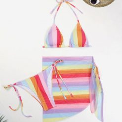 Bikini z pareo na plażę i basen Constanse. Bikini Intica, s, bez wzorów, z materiału. W wyprzedaży za 149.00 zł.