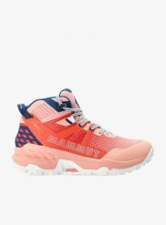 Buty turystyczne damskie wysokie Mammut Sertig II Mid GTX. Czerwone obuwie trekkingowe damskie Mammut, z gore-texu, bez zapięcia. Za 870.95 zł.