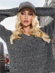 Sweter oversize - szary. Szare swetry nierozpinane damskie Sinsay, l, bez wzorów, bez kołnierzyka, bez ramiączek. Za 59.99 zł.