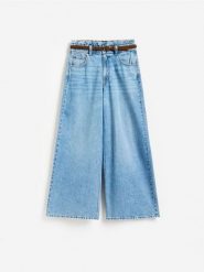 Jeansy wide leg z paskiem - niebieski. Niebieskie jeansy damskie Reserved, bez wzorów, z bawełny. Za 159.99 zł.