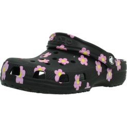 Sandały CROCS CLASSIC FLOWER CLOG Czarny. Czarne sandały damskie Crocs, bez wzorów, z materiału, bez obcasa, bez zapięcia. Za 207.99 zł.