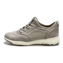 Geox tenisówki damskie Nebula S 40 szare. Szare trampki i tenisówki damskie Geox, bez wzorów, z zamszu, bez zapięcia. W wyprzedaży za 359.00 zł.