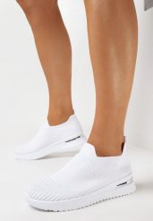Białe Wsuwane Buty Sportowe z Elastyczną Skarpetkową Cholewką Abragail. Białe obuwie sportowe damskie Born2be, bez wzorów, bez zapięcia. Za 49.99 zł.