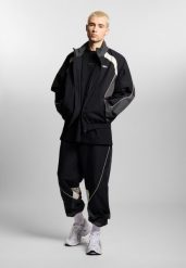 Kurtka outdoorowa męska Prosto Tracktop. Czarne kurtki sportowe męskie Prosto., m, z aplikacjami, z materiału, bez kaptura. Za 444.99 zł.