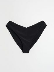 Dół od bikini w kształcie litery V - czarny. Czarne stroje kąpielowe damskie Sinsay, l, bez wzorów. Za 25.99 zł.