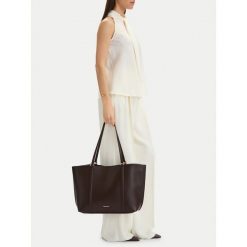 Torebka GINO ROSSI. Brązowe shopperki damskie Gino Rossi, bez wzorów, bez dodatków. Za 279.99 zł.