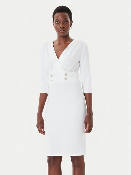 Rinascimento Sukienka koktajlowa CFC0126151003 Biały Slim Fit. Białe sukienki damskie Rinascimento, l, bez wzorów, z syntetyku, wizytowe, bez kołnierzyka, bez ramiączek. Za 459.99 zł.