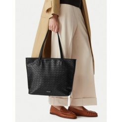 Torebka Lasocki. Czarne shopperki damskie Lasocki, bez wzorów, bez dodatków. Za 179.99 zł.