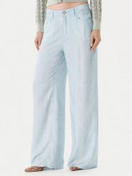 Guess Spodnie materiałowe 176485 Niebieski Slim Fit. Niebieskie spodnie materiałowe damskie Guess, z aplikacjami, z materiału. Za 367.00 zł.