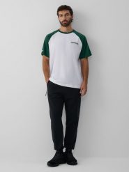 4F Spodnie dresowe joggery męskie - czarne 3XL. Czarne spodnie sportowe męskie 4F, m, bez wzorów, z dresówki, trekkingowe. Za 159.99 zł.