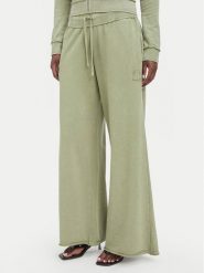 Juicy Couture Spodnie dresowe JCWBJ226321 Khaki Relaxed Fit. Brązowe spodnie dresowe damskie Juicy Couture, bez wzorów, z bawełny. Za 349.99 zł.