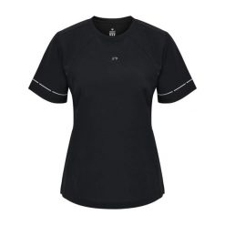 Koszulka damska Newline Beathe. Czarne bluzki damskie Newline, bez wzorów, bez kołnierzyka, bez ramiączek. Za 217.00 zł.