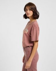 DAMSKA KOSZULKA LEE VINTAGE TEE HENNA 112363834. Bluzki damskie Lee, xl, bez wzorów, vintage, bez kołnierzyka, bez ramiączek. Za 79.99 zł.
