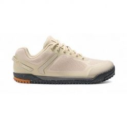 Buty trekkingowe damskie Xero Shoes SBKWFOGG. Brązowe obuwie trekkingowe damskie XERO SHOES, z materiału, bez zapięcia. Za 603.95 zł.