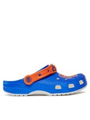 Crocs Klapki Crocs Classic Nba New York Knicks Clog 208862 Biały. Białe klapki męskie Crocs, bez wzorów, z tworzywa sztucznego, bez zapięcia. Za 159.99 zł.