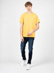Pepe Jeans T-shirt "Treyson" | PM508536 | Treyson | Mężczyzna | Żółty. Żółte t-shirty męskie Pepe Jeans, m, bez wzorów, z bawełny, bez kołnierzyka, bez ramiączek. W wyprzedaży za 99.00 zł.