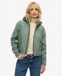 Damska kurtka wodoodporna Superdry Softshell Trekker. Zielone kurtki sportowe damskie Superdry, l, bez wzorów, z softshellu, bez ramiączek, bez kaptura. Za 340.70 zł.