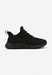 Czarne Wsuwane Buty Sportowe Sneakersy z Siateczki na Tłoczonej Podeszwie Salafina. Czarne buty sportowe męskie Born2be, bez wzorów, bez zapięcia. Za 99.99 zł.