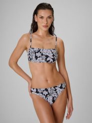 4F Góra od bikini damska - czarna S. Czarne stroje kąpielowe damskie 4F, s, bez wzorów, z materiału. Za 69.99 zł.