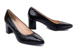 BIOECO BY ARKA 5841 2035 czarny, czółenka damskie. Czarne czółenka damskie Bioeco by Arka, bez wzorów, ze skóry, bez obcasa, na obcasie, bez zapięcia. Za 258.93 zł.