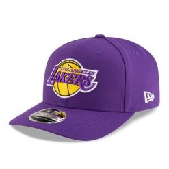 Czapka z daszkiem New Era 9SEVENTY Los Angeles Lakers NBA Team Purple 60755432. Fioletowe czapki damskie New Era, bez wzorów. Za 148.35 zł.