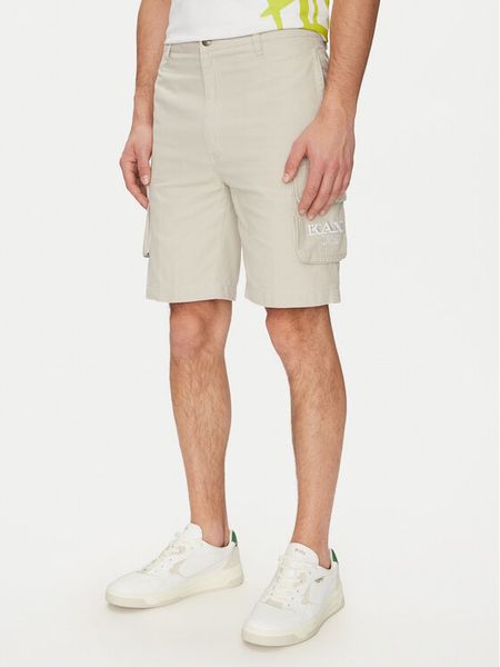 Karl Kani Szorty materiałowe Retro Washed 60100045 Biały Regular Fit. Białe szorty męskie Karl Kani, bez wzorów, z bawełny, retro. Za 249.99 zł.