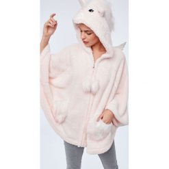 Etam - Szlafrok Diya. Czerwone szlafroki damskie Etam, xs, bez wzorów, z dzianiny, bez ramiączek, z kapturem. W wyprzedaży za 129.90 zł.