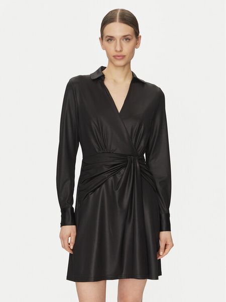 DKNY Sukienka koktajlowa DD4JL26A Czarny Slim Fit. Czarne sukienki damskie DKNY, bez wzorów, z syntetyku, wizytowe, bez kołnierzyka, bez ramiączek. Za 339.99 zł.