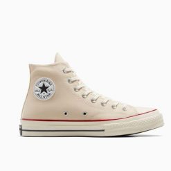 Buty CONVERSE CHUCK 70 HI Beżowy. Brązowe buty sportowe męskie Converse, bez wzorów, bez zapięcia. Za 379.45 zł.