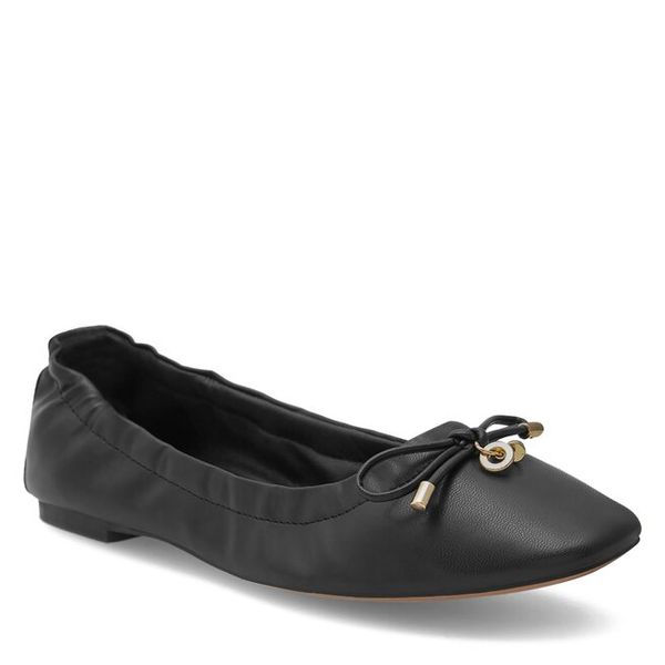 Baleriny Nine West. Czarne balerinki damskie Nine West, bez wzorów, bez obcasa, bez zapięcia. Za 159.99 zł.