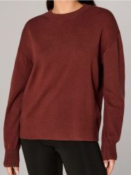 Sweter - brązowy. Brązowe swetry nierozpinane damskie Sinsay, l, bez wzorów, bez kołnierzyka, bez ramiączek. W wyprzedaży za 27.99 zł.