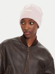 Calvin Klein Czapka Inst Patch Beanie K60K612322 Różowy. Czerwone czapki damskie Calvin Klein, na zimę, bez wzorów, z bawełny. Za 199.99 zł.