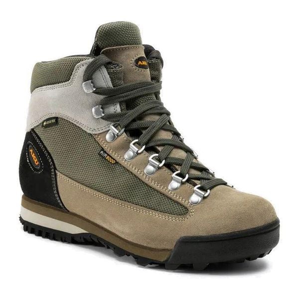 Buty trekkingowe damskie AKU Ultra Light Original GTX. Brązowe obuwie trekkingowe damskie Aku, bez zapięcia. Za 579.70 zł.