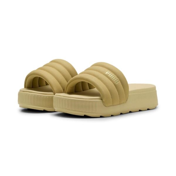Puma Klapki Karmen Slide Puffy 40067902. Brązowe klapki damskie Puma, na lato, bez wzorów, bez obcasa, na platformie, bez zapięcia. Za 183.99 zł.