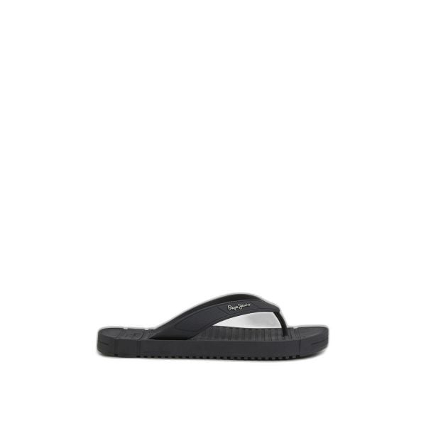Klapki Pepe Jeans Shore. Czarne klapki męskie Pepe Jeans, bez wzorów, z gumy, bez zapięcia. Za 169.15 zł.