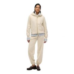 Damska bluza z kapturem zapinana na zamek Superdry Logo Essential. Brązowe bluzy damskie Superdry, bez wzorów, bez ramiączek, z kapturem. Za 327.70 zł.