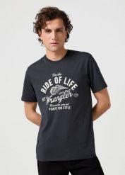MESKA KOSZULKA WRANGLER AMERICANA TEE FADED BLACK 112362790. Czarne t-shirty męskie Wrangler, xl, bez wzorów, bez kołnierzyka, bez ramiączek. Za 79.99 zł.