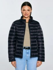 Kurtka damska pikowana z odpinanym kapturem czarna Azeala23 906. Czarne kurtki damskie BIG STAR, l, z aplikacjami. Za 299.99 zł.