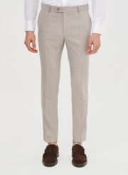 PAKO LORENTE – Spodnie garniturowe w kolorze beżowym. Brązowe eleganckie spodnie męskie Pako Lorente, m, bez wzorów, z elastanu, eleganckie. Za 599.99 zł.