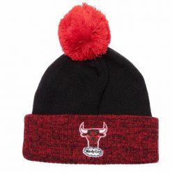 Czapka zimowa Mitchell & Ness NBA Two Tone Beanie HWC Chicago Bulls. Czarne czapki damskie Mitchell & Ness, na zimę, bez wzorów. Za 99.00 zł.