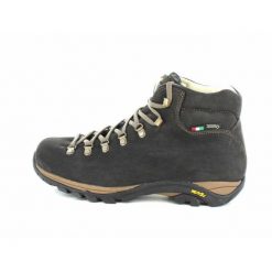 Buty turystyczne męskie Zamberlan New Trail Lite Evo LTH. Brązowe buty zimowe męskie Zamberlan, bez wzorów, bez obcasa, bez zapięcia. Za 576.99 zł.