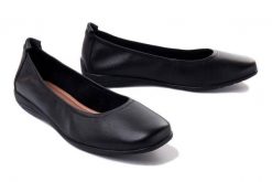 JOSEF SEIBEL 74801 133 105 Fenja 01 DS. black-black, baleriny damskie. Czarne balerinki damskie Josef Seibel, bez wzorów, ze skóry, bez obcasa, bez zapięcia. Za 379.90 zł.