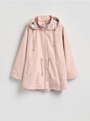 Kurtka parka z kapturem - brudny róż. Czerwone parki damskie Reserved, l, bez wzorów, z tkaniny, z kapturem. Za 179.99 zł.