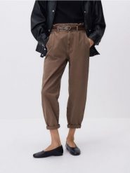 Jeansy paperbag - brązowy. Brązowe jeansy damskie Reserved, bez wzorów, z bawełny. Za 139.99 zł.