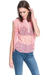 BLUZKA DAMSKA MUSTANG Elsa Smock Blouse 1009471 11715. Bluzki damskie Mustang, s, bez wzorów, bez kołnierzyka, bez ramiączek. W wyprzedaży za 39.99 zł.