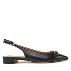 Sandały Geox. Czarne sandały damskie Geox, bez wzorów, bez obcasa, na płaskiej podeszwie, bez zapięcia. Za 369.99 zł.