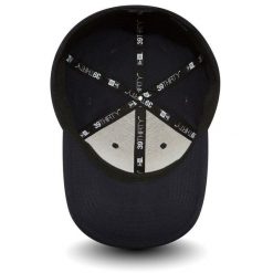 Czapka New Era Flag 39thirty. Czarne czapki męskie New Era, bez wzorów, z elastanu. Za 99.99 zł.