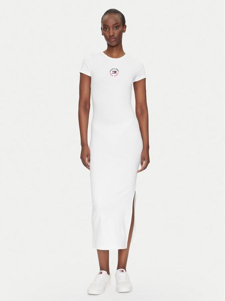 Tommy Jeans Sukienka codzienna DW0DW20384 Biały Slim Fit. Białe sukienki damskie Tommy Jeans, na co dzień, s, bez wzorów, z bawełny, bez kołnierzyka, bez ramiączek, proste. Za 219.99 zł.