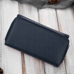 Paolo Peruzzi Portfel damski duży granatowy pojemny T-138-NV. Niebieskie portfele damskie Paolo Peruzzi. Za 155.19 zł.